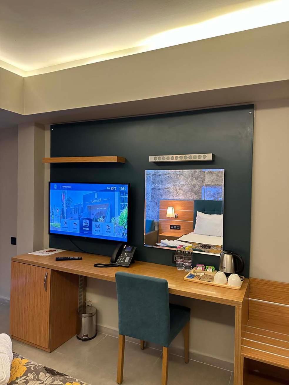 Ambrosia Hotel 5*