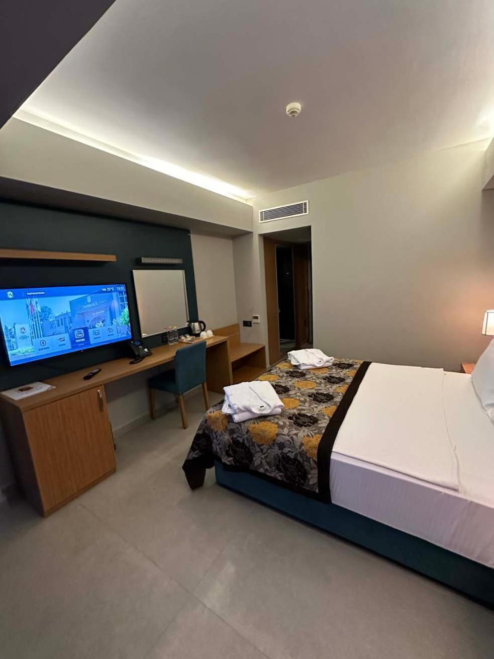 Ambrosia Hotel
